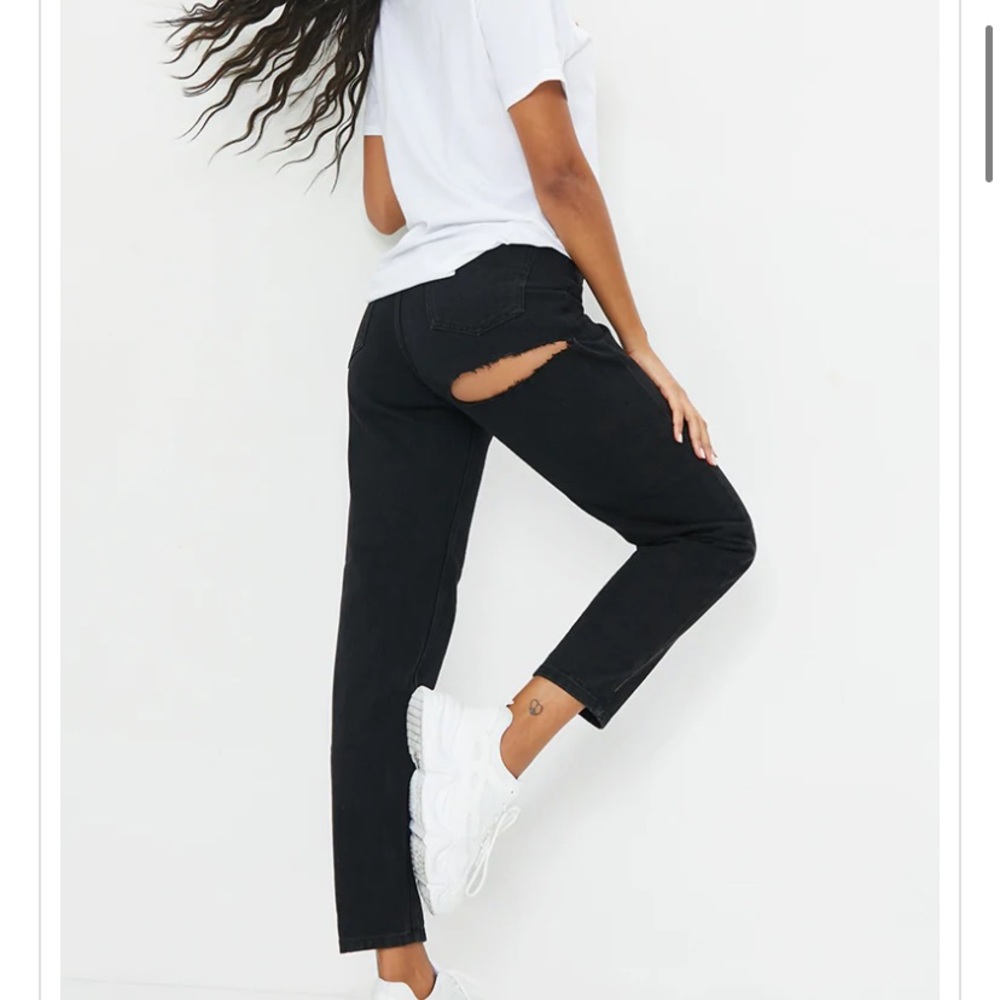 Black Bum Rip Mom jeans